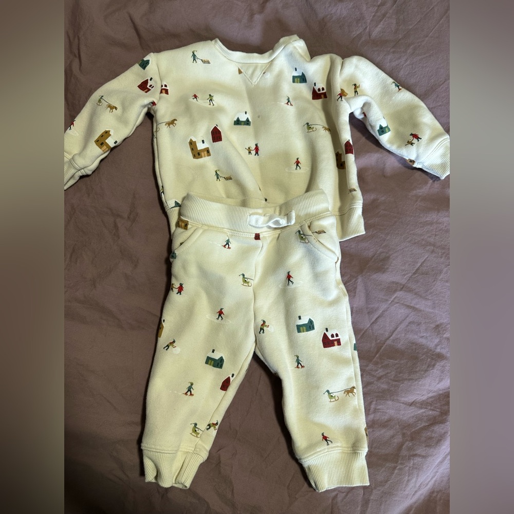 Little Co Christmas Sweatshirt and sweatpants - 12 months